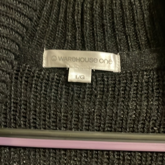 Women’s Cardigan - Picture 3 of 3